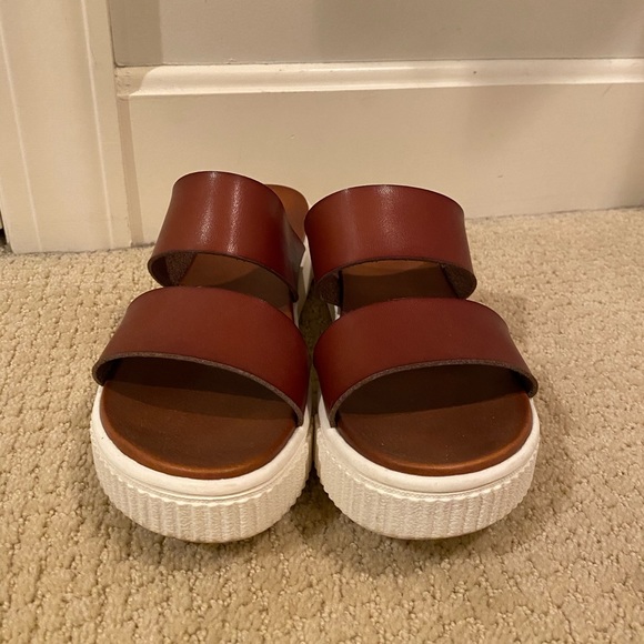 MIA sandals, size: 8 - Picture 3 of 3